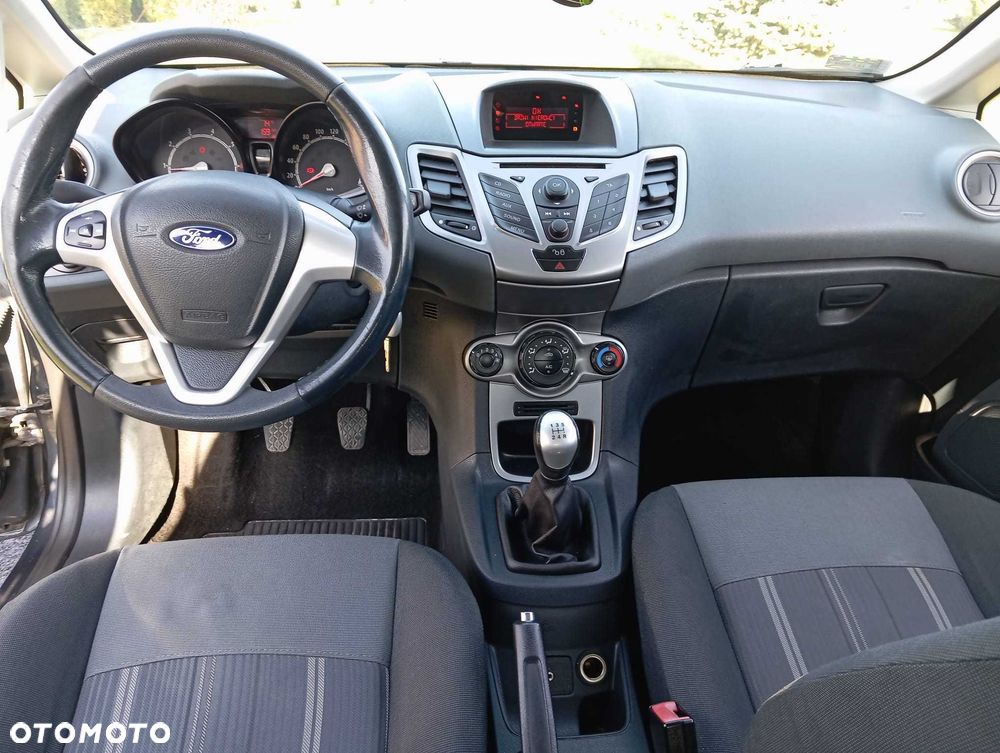 Ford Fiesta - 7