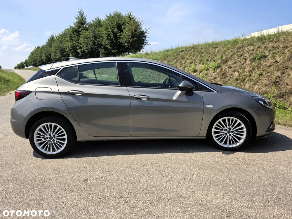 Opel Astra 1.4 Turbo Innovation - 17