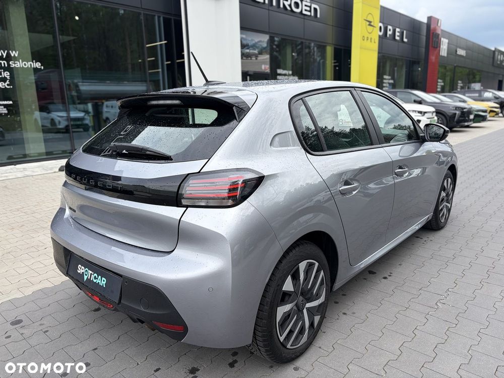 Peugeot 208 - 6