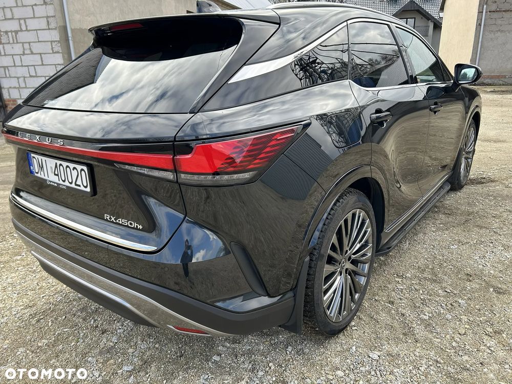 Lexus RX 450h+ Omotenashi - 4
