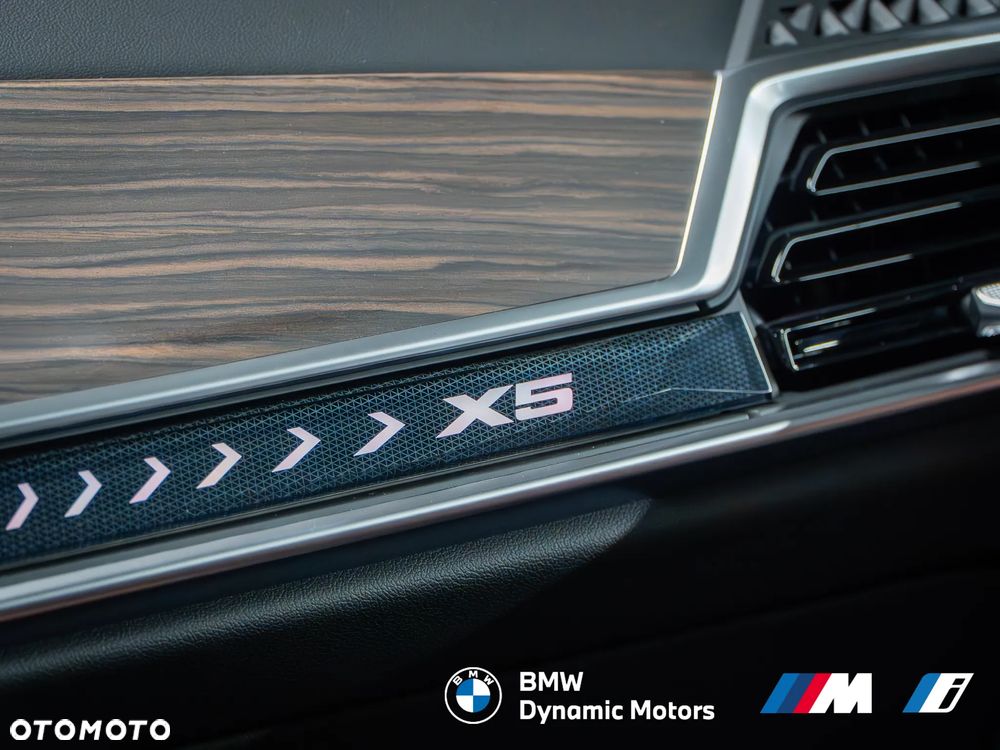 BMW X5 xDrive30d - 29