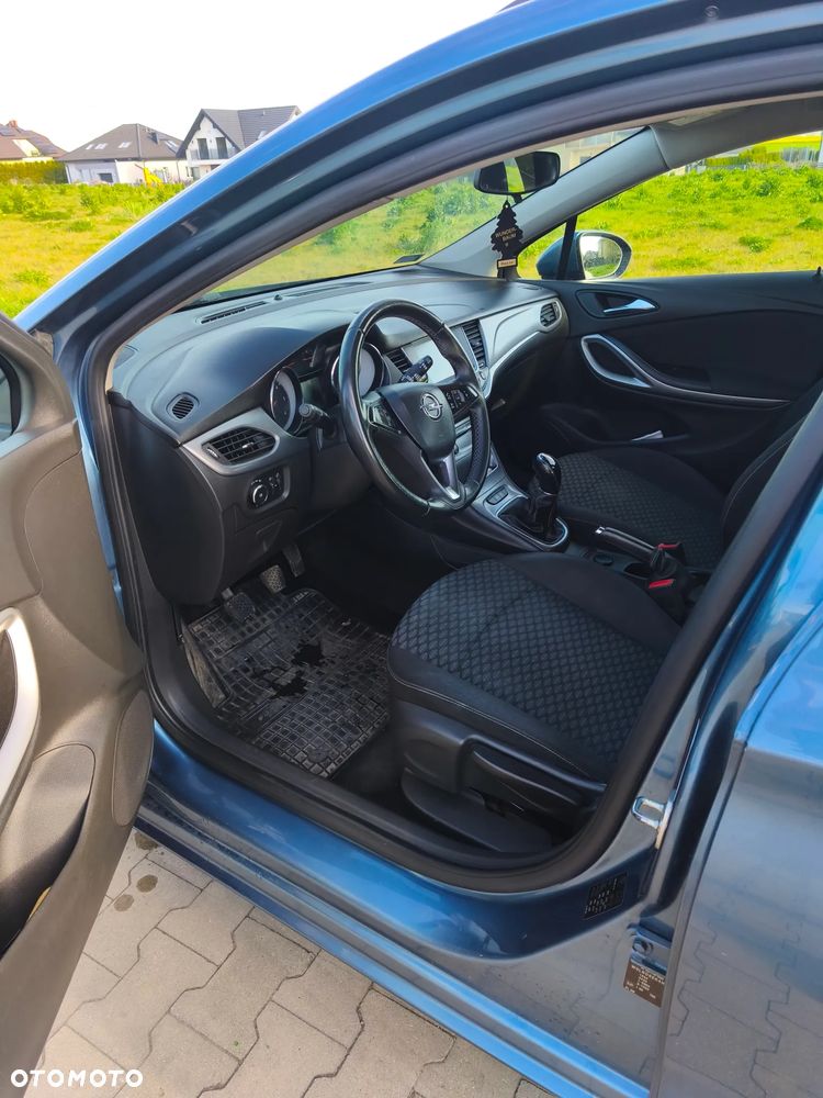 Opel Astra 1.6 CDTI Enjoy - 2