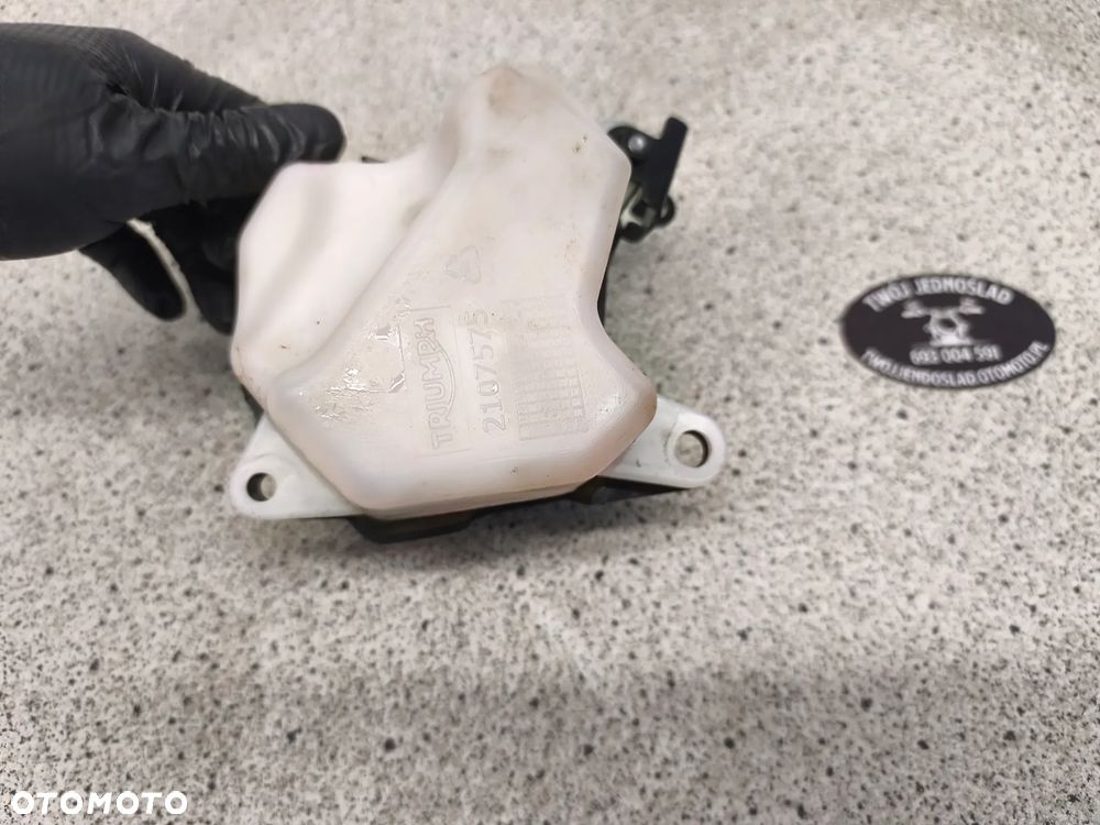 Zbiorniczek wyrównawczy, płynu chłodniczego, osłona zbiorniczka Triumph Trident 660 2022 - 7