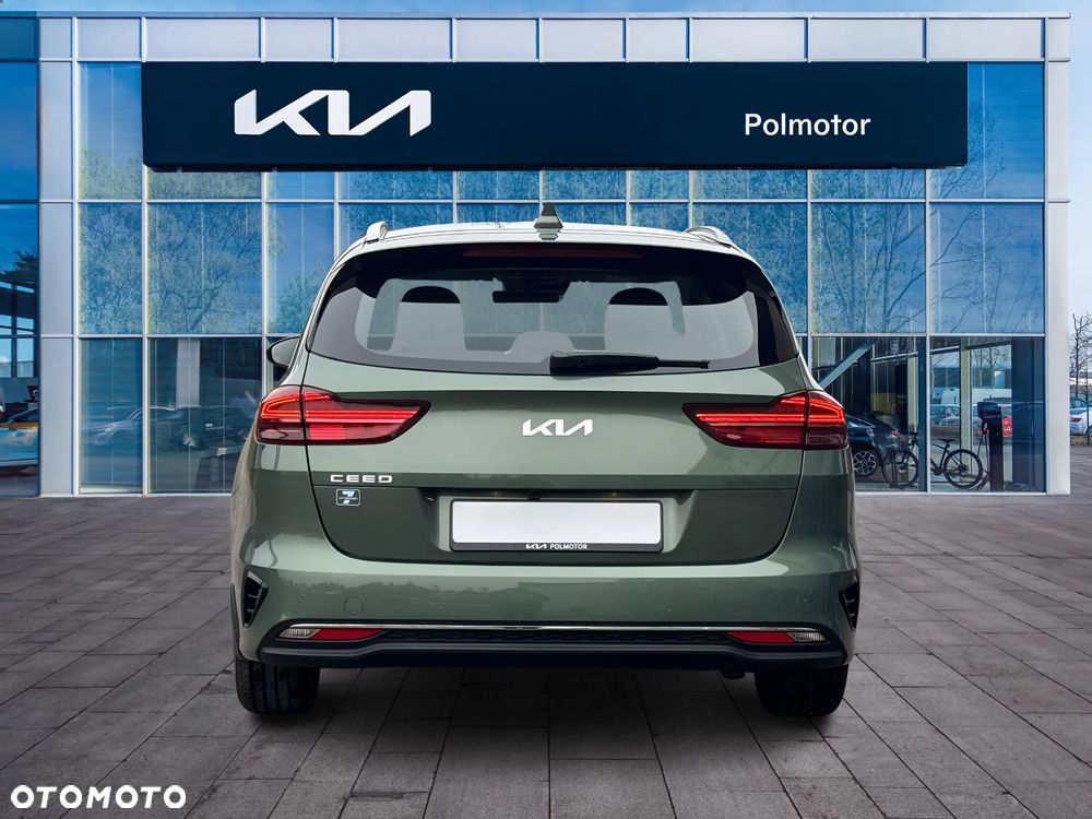 Kia Ceed 1.5 T-GDI M DCT - 4