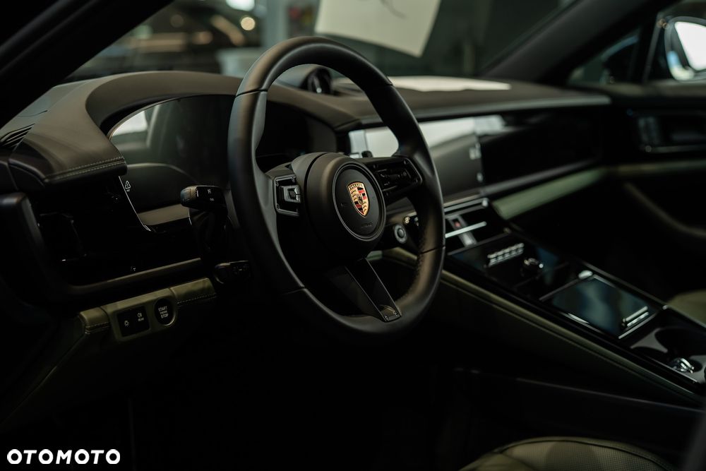 Porsche Panamera 4 - 26