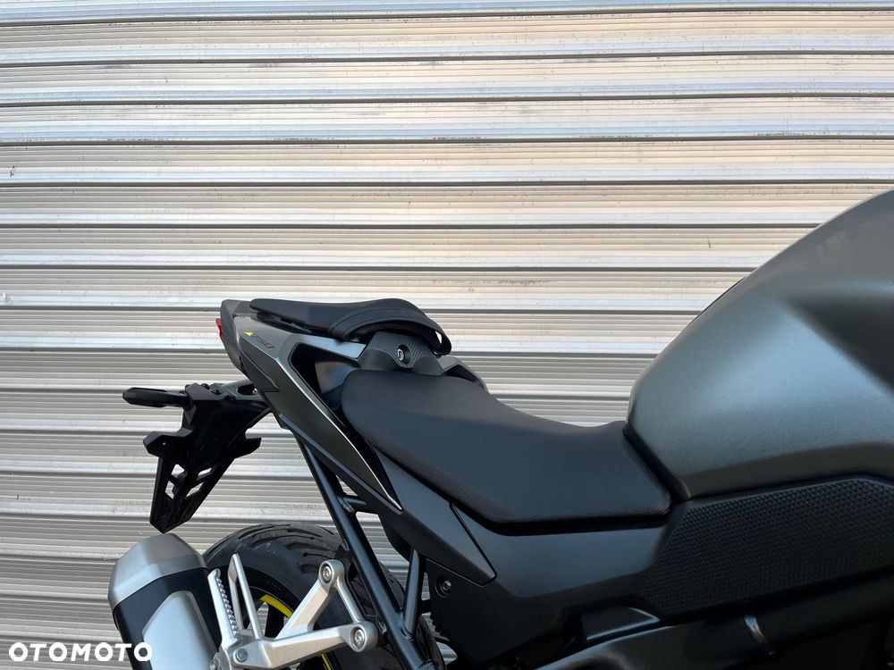 Honda Hornet - 14