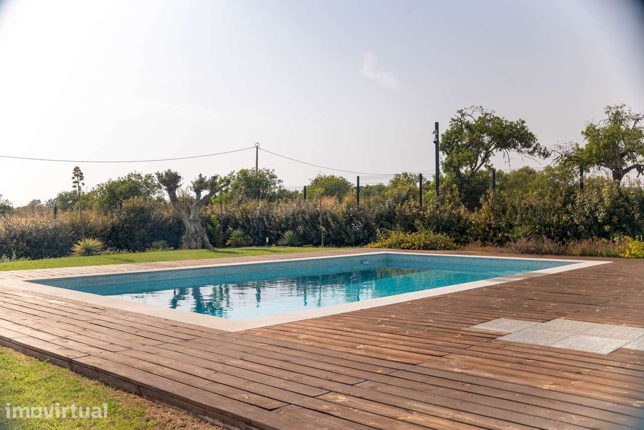 Moradia Fonte Santa T5 + 2 com Piscina e jardim - Grande imagem: 3/47