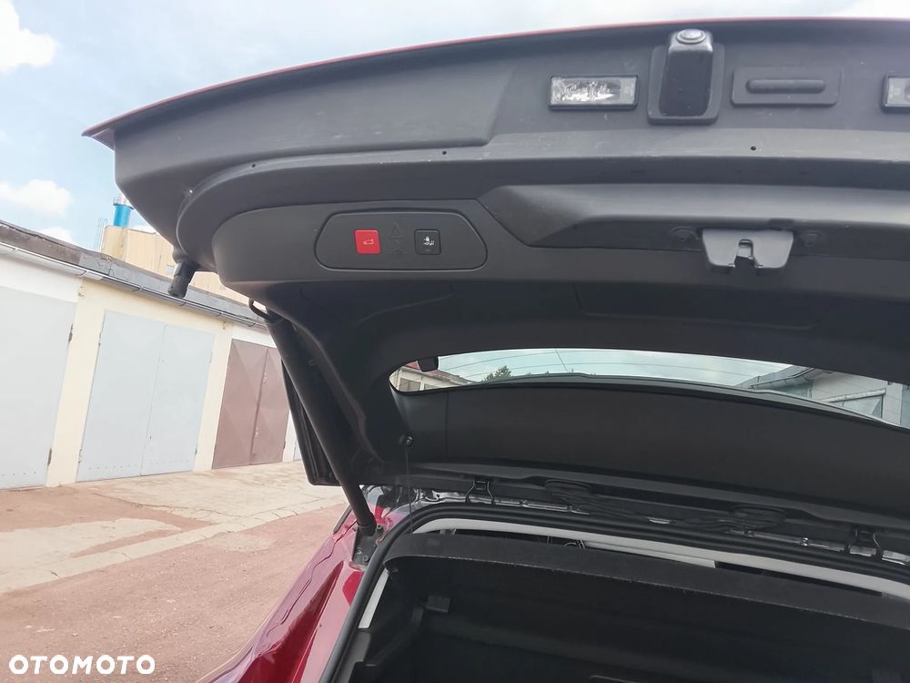 Opel Grandland X 1.2 T GPF Design Line S&S - 8