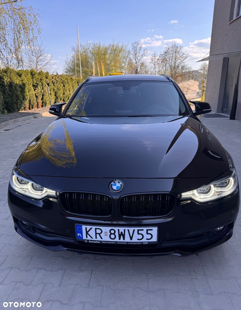 BMW Seria 3 318d xDrive - 2