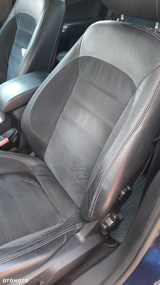 Ford Mondeo 2.0 TDCi Gold X - 16