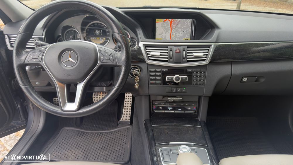Mercedes-Benz E 220 CDi Avantgarde BlueEfficiency Auto - 11