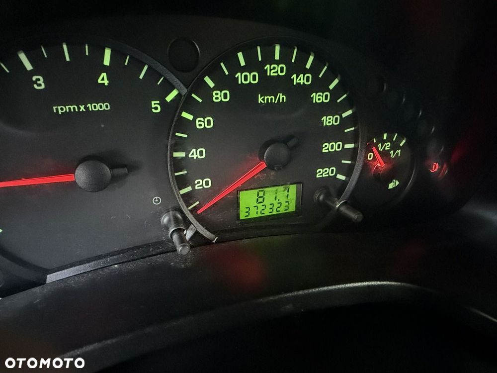 Ford Transit Connect - 11