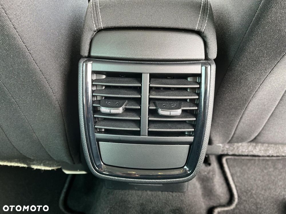 Skoda Kamiq 1.0 TSI Ambition DSG - 22