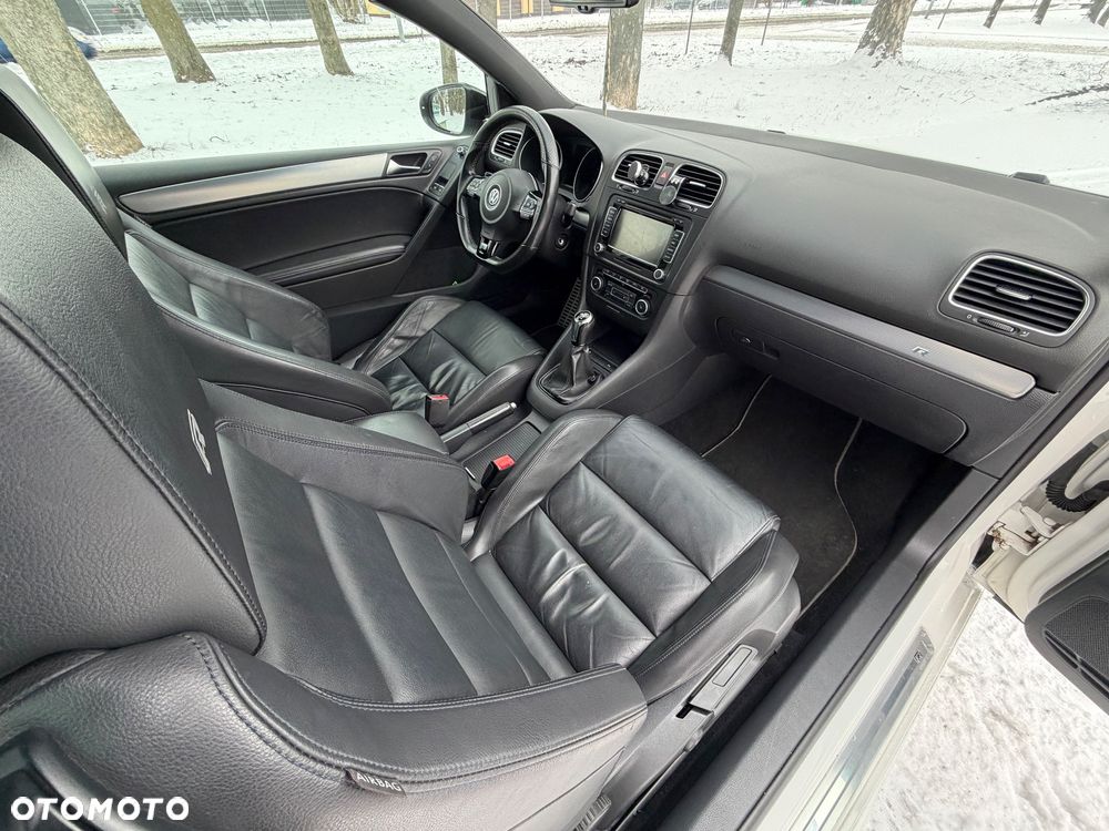 Volkswagen Golf 2.0 R - 11