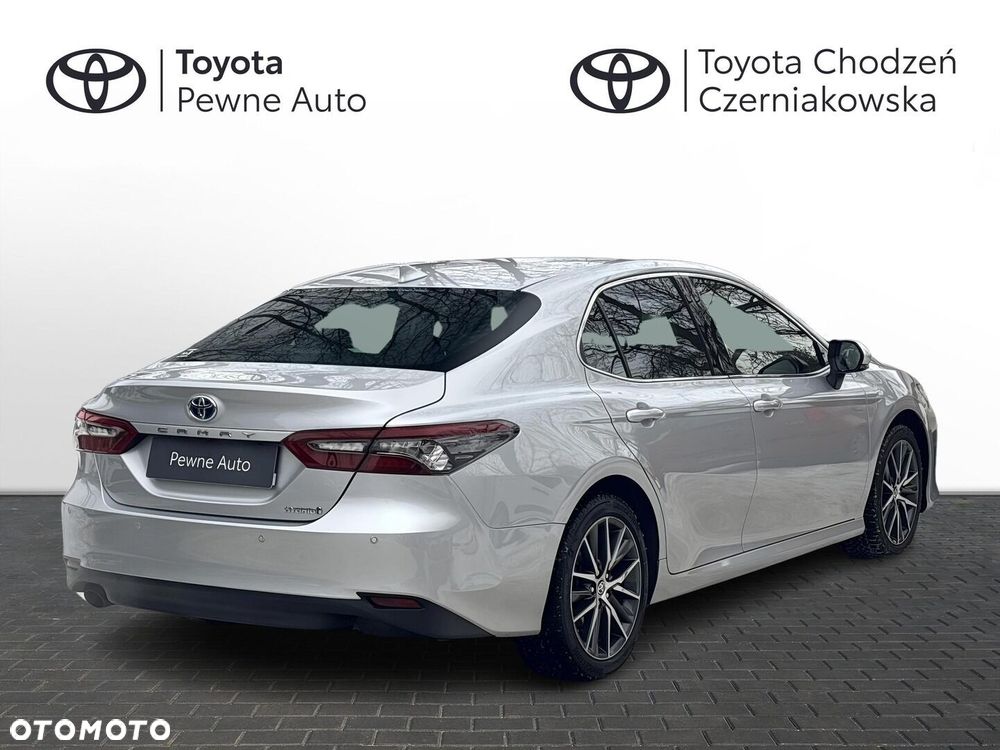 Toyota Camry 2.5 Hybrid Executive CVT - 2