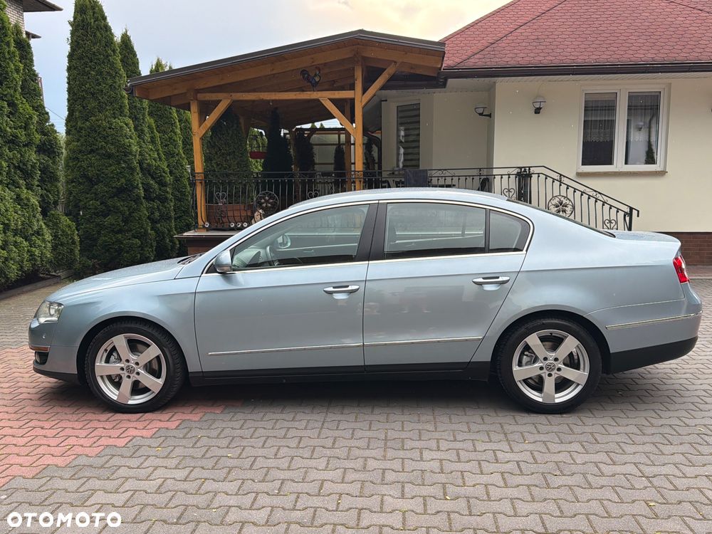 Volkswagen Passat - 8