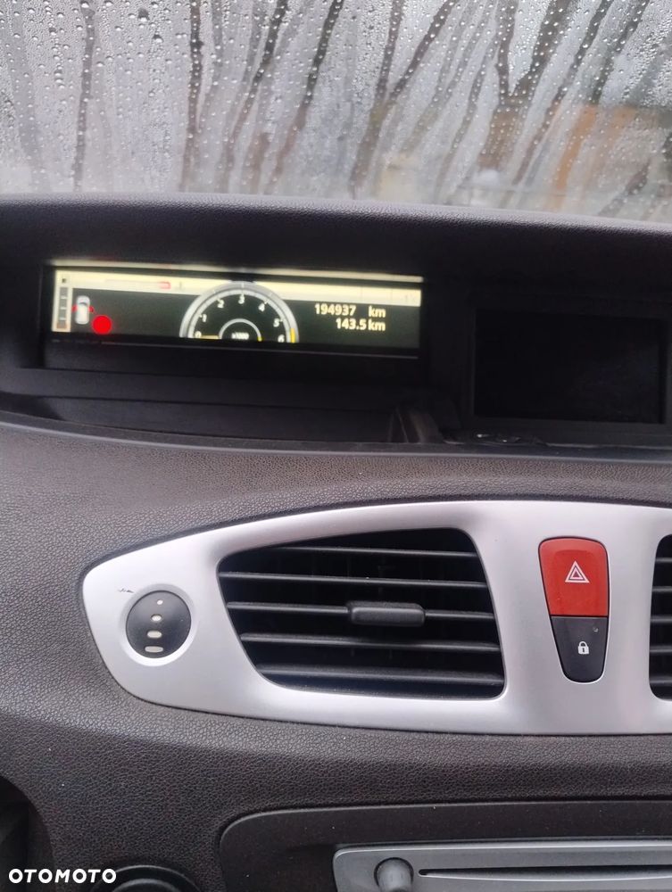 Renault Grand Scenic dCi 150 Automatik Bose Edition - 14