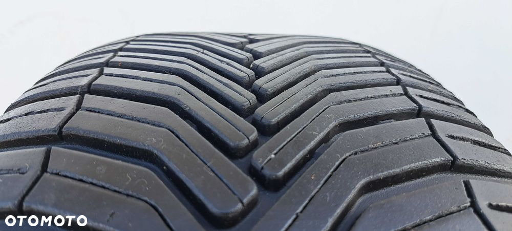 1x opona całoroczna 225/50/17 Michelin CrossClimate 98V XL 7mm - 2