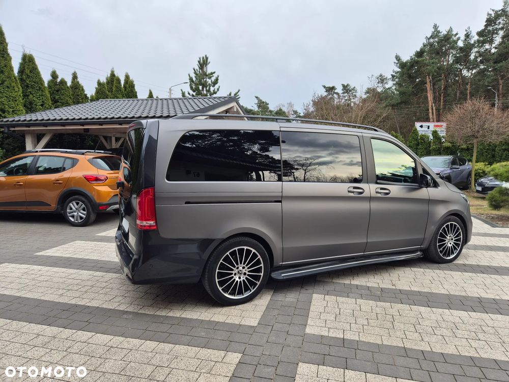 Mercedes-Benz Klasa V - 18