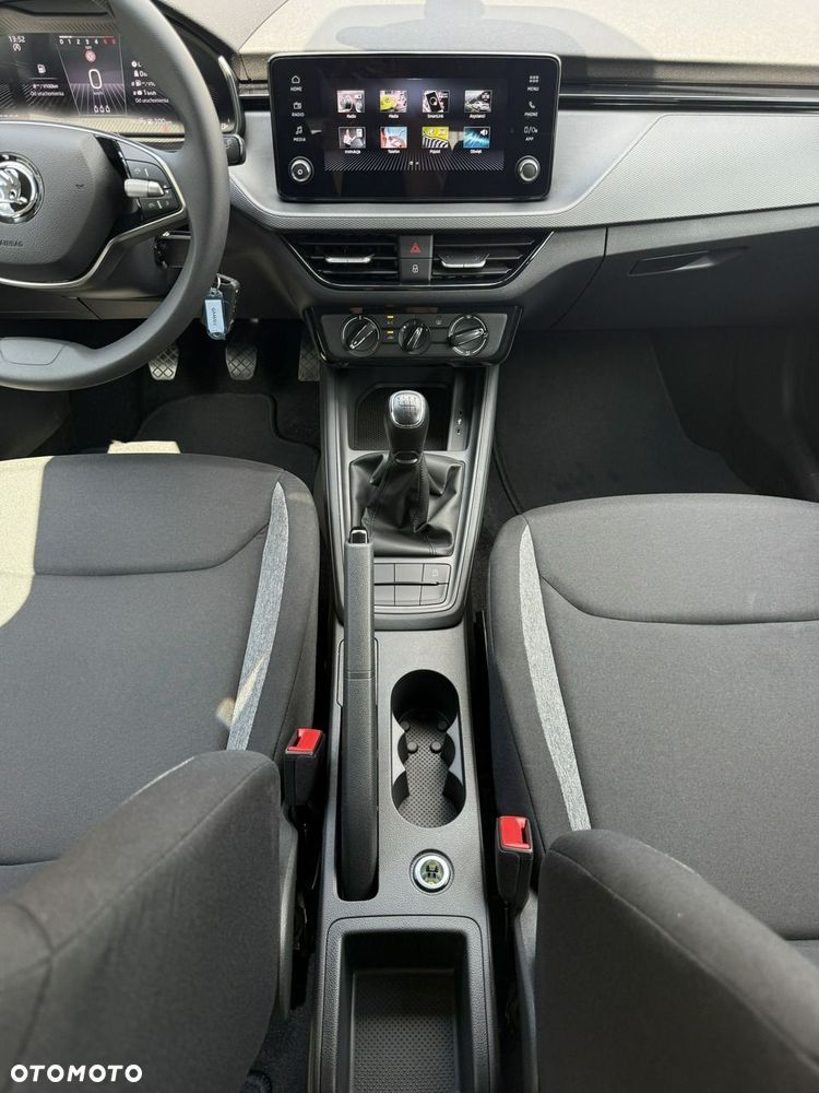 Skoda Scala 1.0 TSI Essence - 29