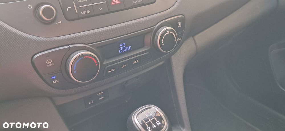 Hyundai i10 1.0 BlueDrive Comfort - 35