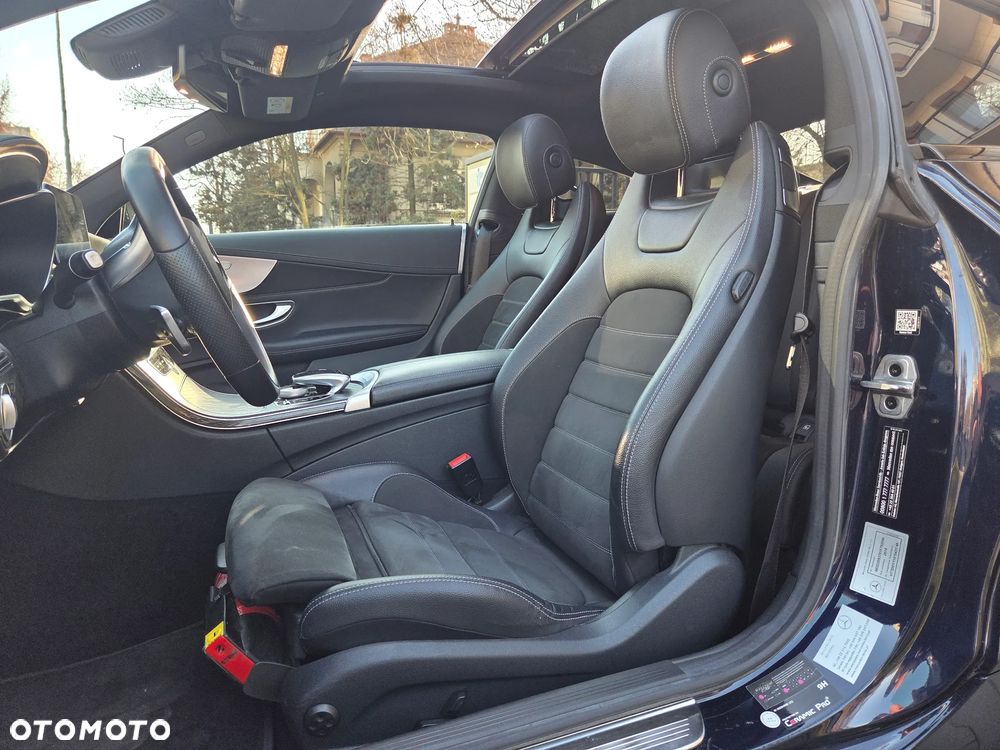 Mercedes-Benz Klasa C 200 4MATIC 9G-TRONIC - 22