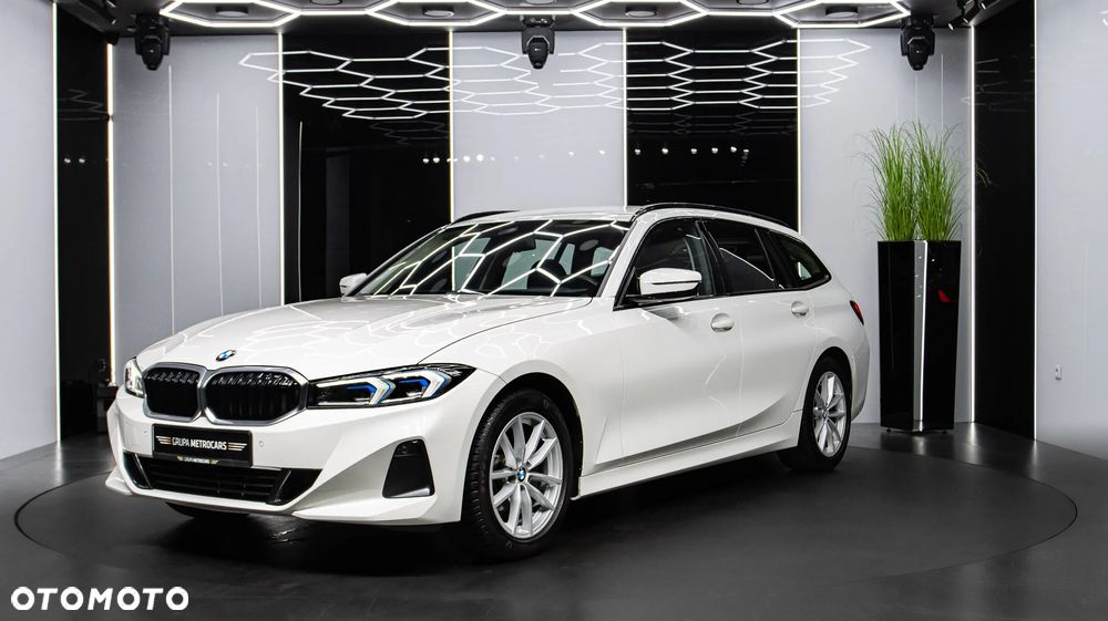 BMW Seria 3 318i Sport Line - 2