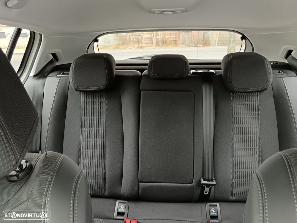 Peugeot 308 1.2 PureTech Allure EAT8 - 23