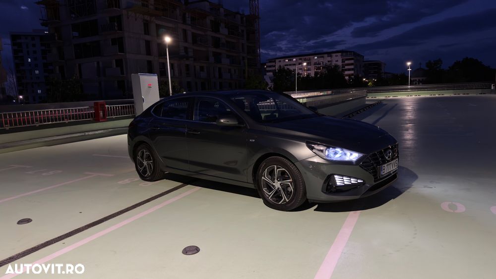 Hyundai i30 1.5 T-GDI MHEV 160CP 7DCT Highway - 9