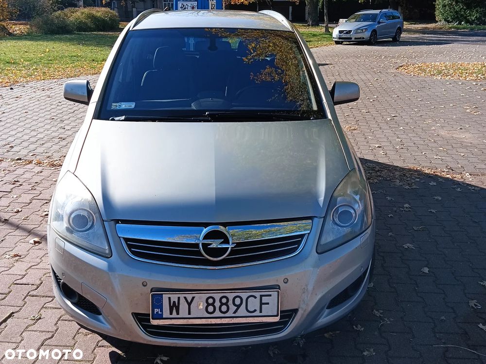 Opel Zafira 1.8 Cosmo - 7