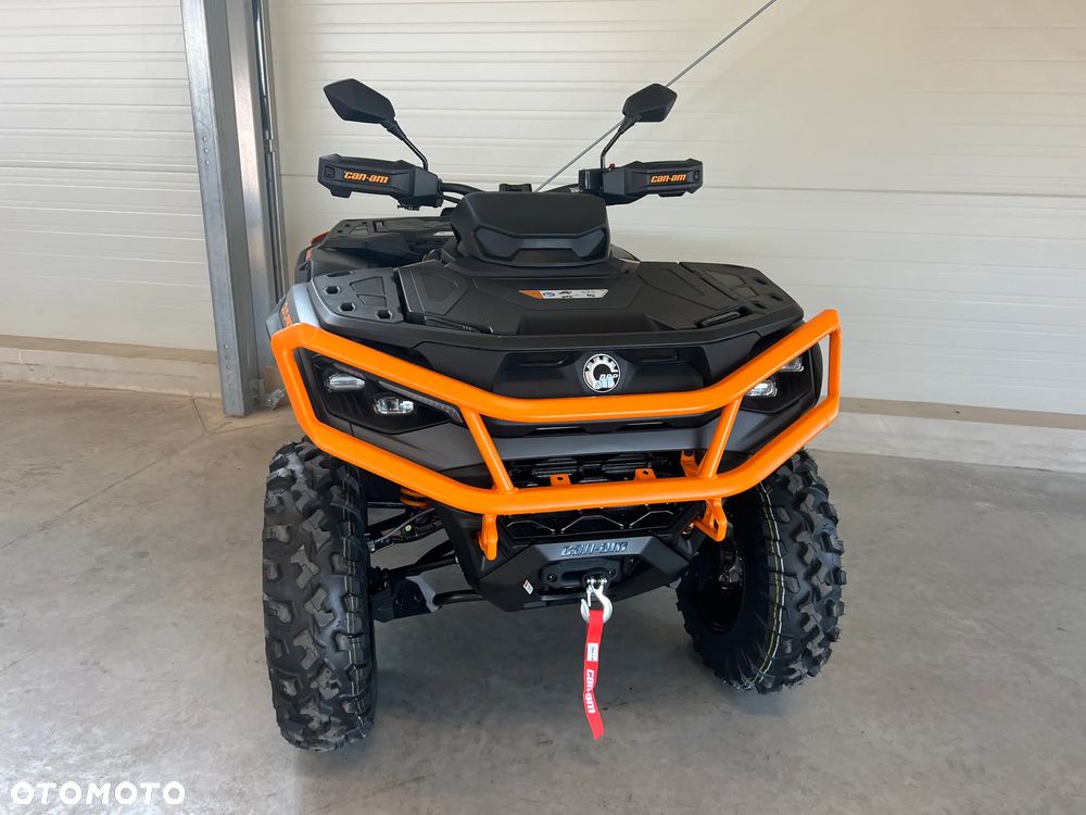 Can-Am Outlander - 8