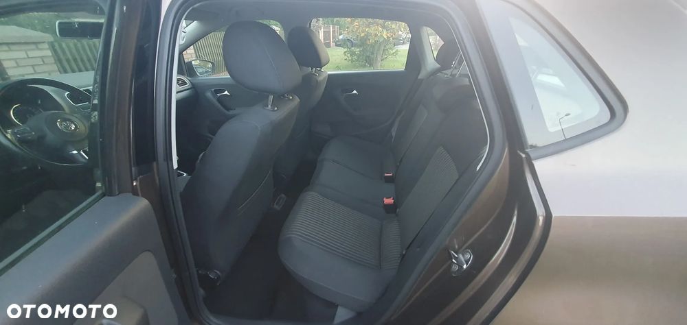 Volkswagen Polo - 8