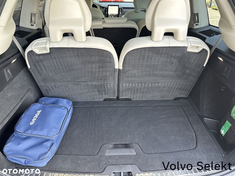 Volvo XC 90 - 16