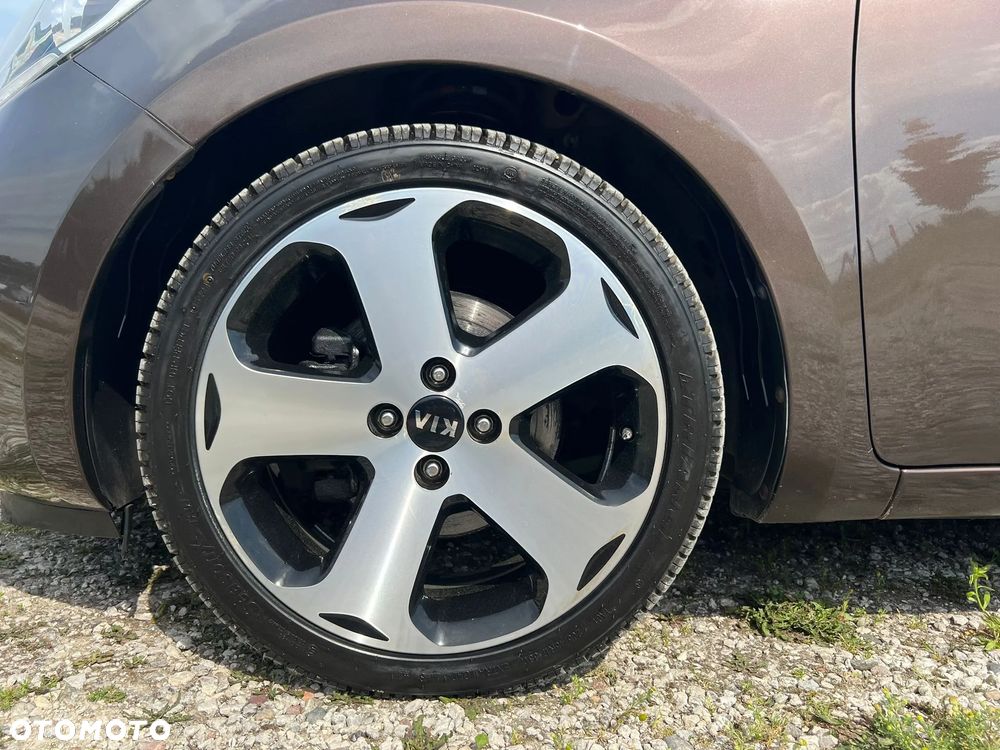 Kia Rio 1.4 CRDI Platinum Edition - 32
