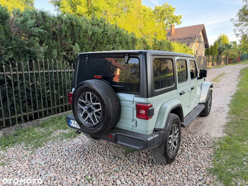 Jeep Wrangler - 10