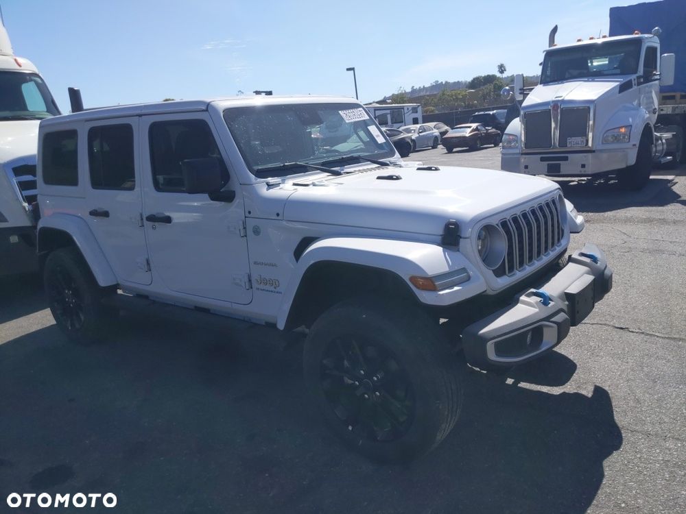 Jeep Wrangler - 2