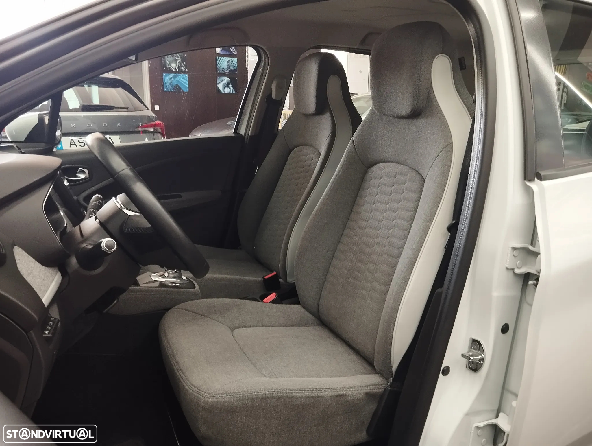 Renault Zoe (c/ Bateria) Intens 50 - 19