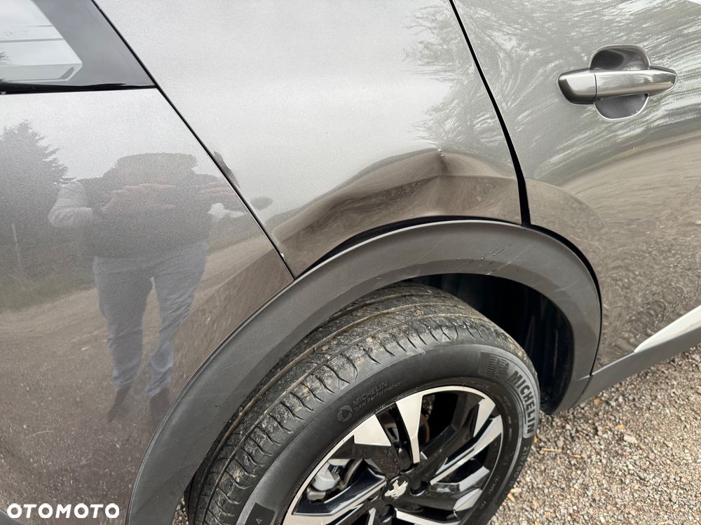 Peugeot 2008 PureTech 130 EAT8 Allure - 16