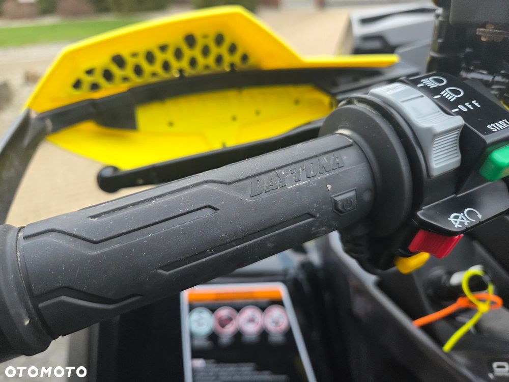 Can-Am Outlander Max - 7