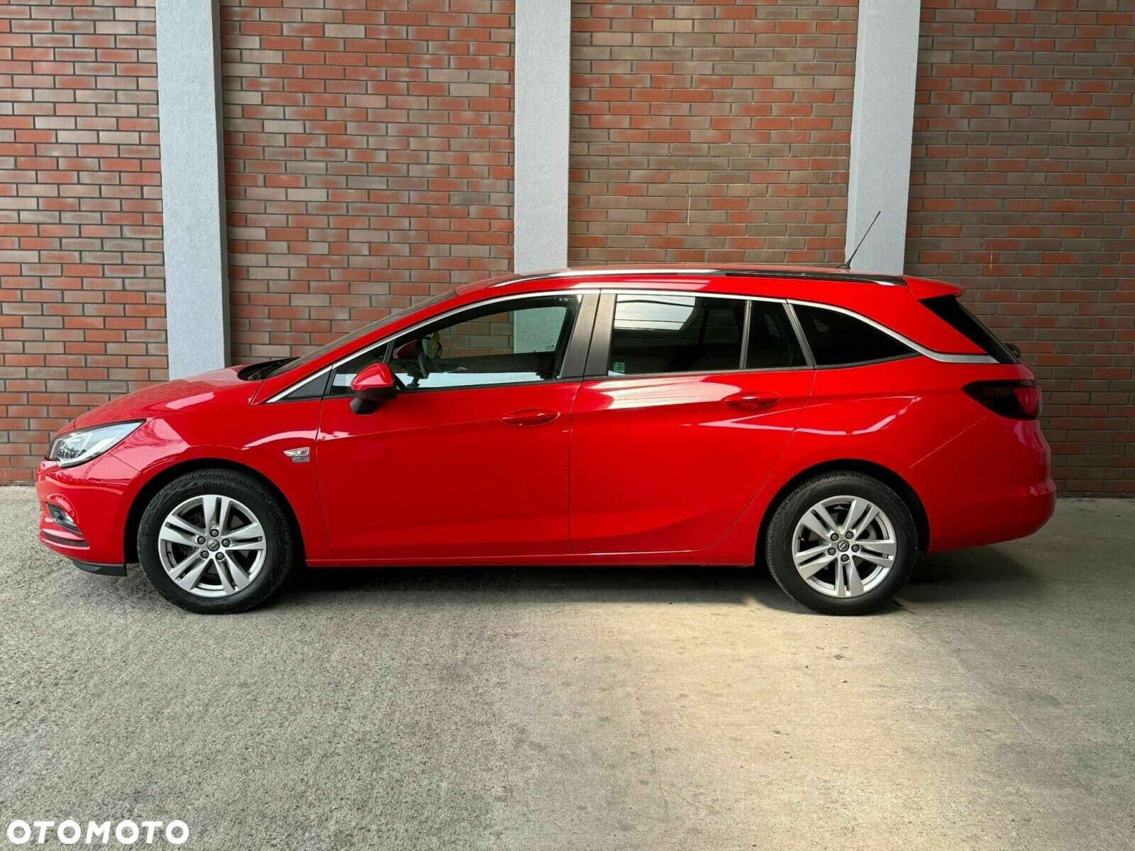Opel Astra V 1.4 T Enjoy - 2
