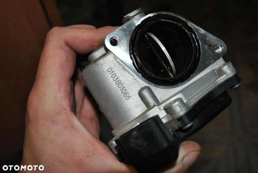 Przepustnica Mercedes GLA X156 1.5 CDI - 2