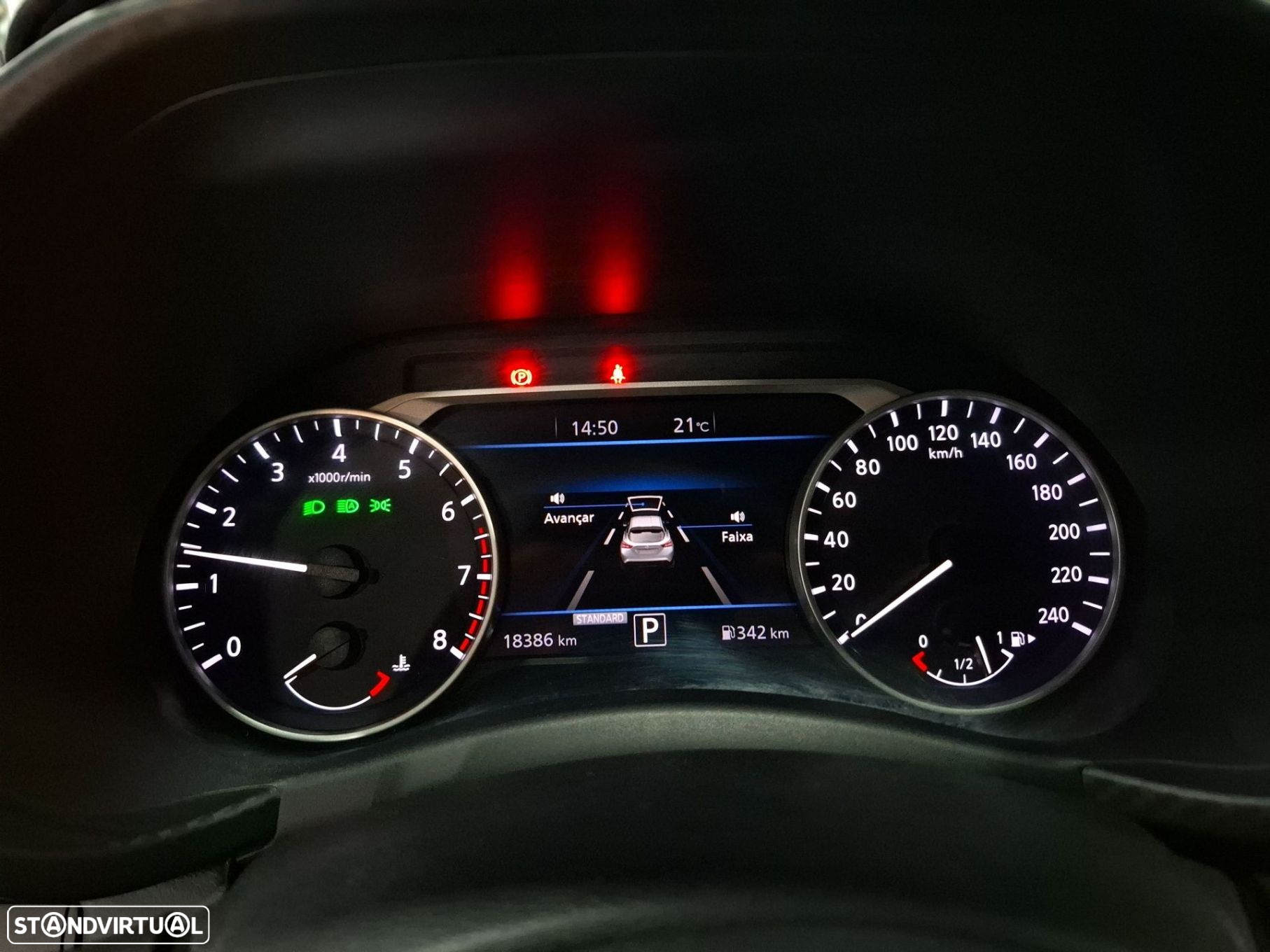 Nissan Juke 1.0 DIG-T N-Connecta NAV.+TwoTone NC DCT - 10