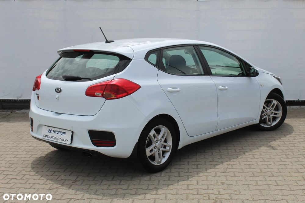 Kia Ceed Cee'd 1.6 GDI Smart Plus - 5