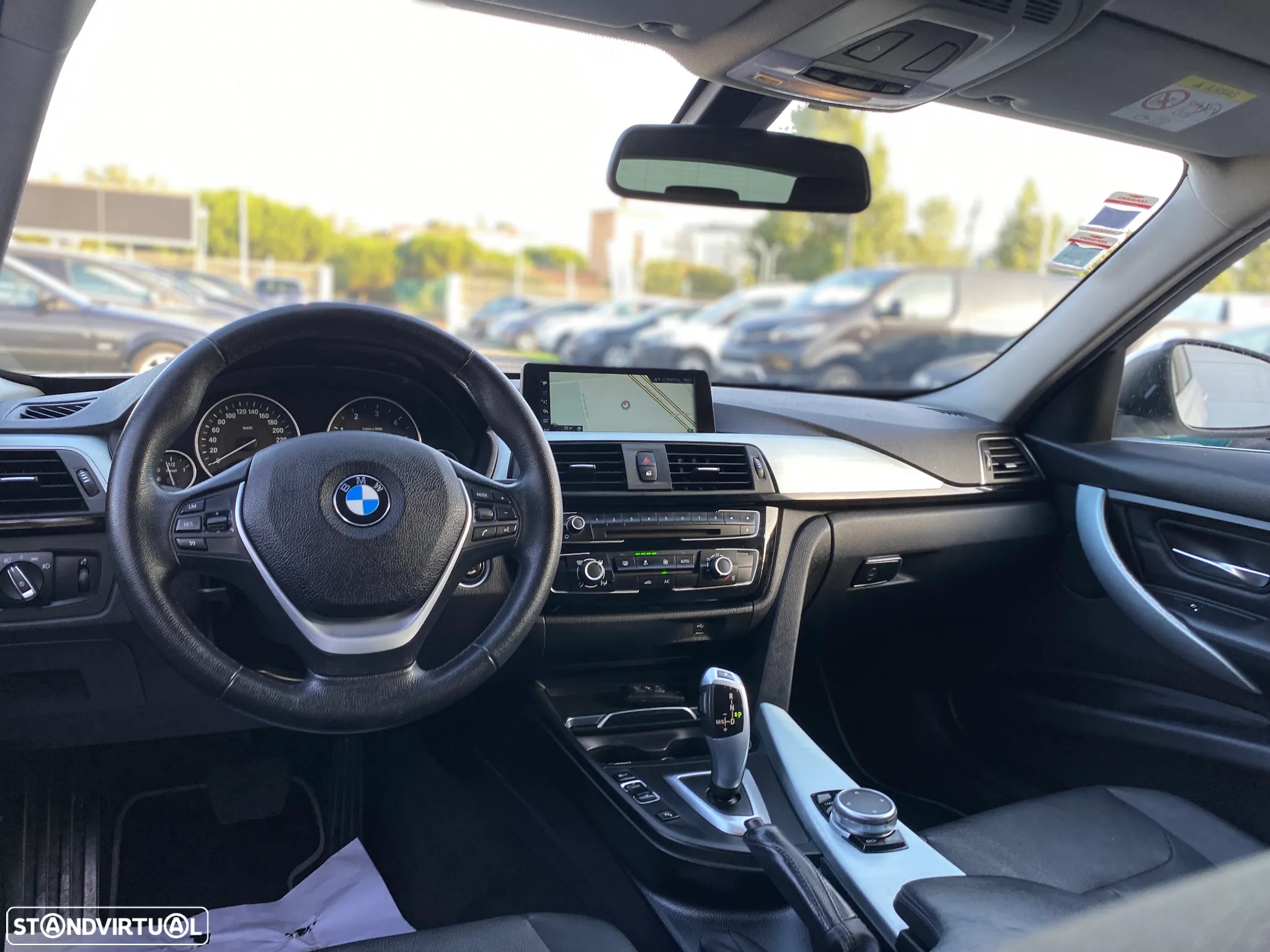 BMW 320 d Touring xDrive Pack M Auto - 26