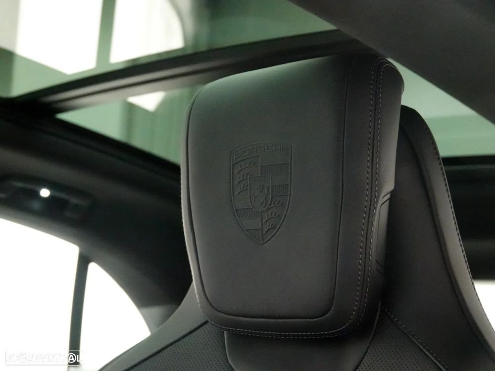Porsche Macan Electric 4S - 26