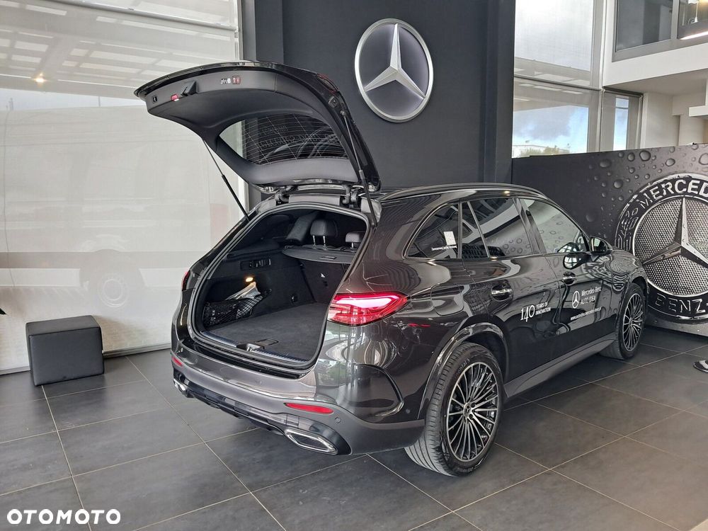 Mercedes-Benz GLC - 30