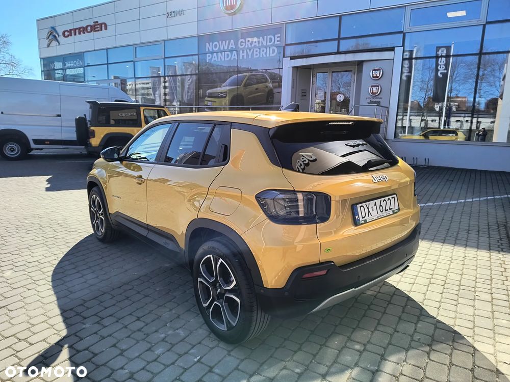 Jeep Avenger 1.2 T3 mHEV Altitude FWD eDCT6 - 4