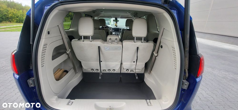 Chrysler Pacifica - 19