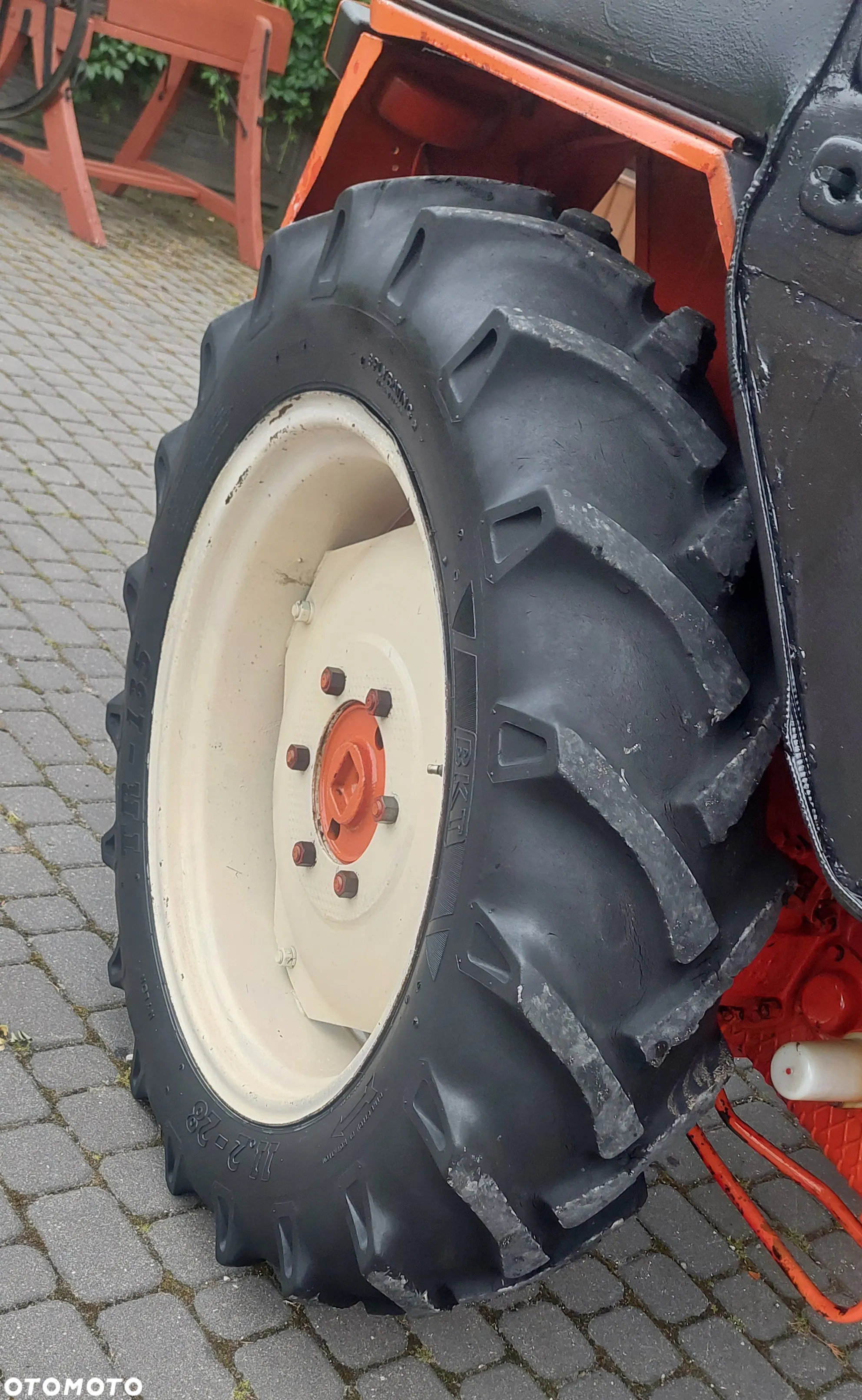 Veles Agro ES Papaj - 19