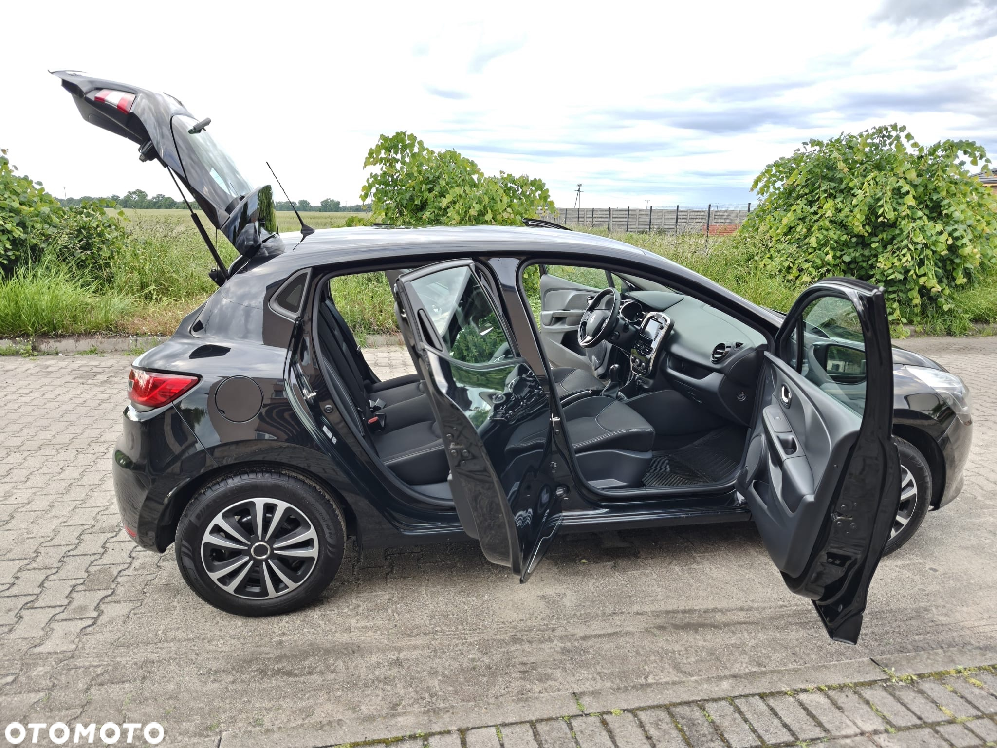 Renault Clio - 26
